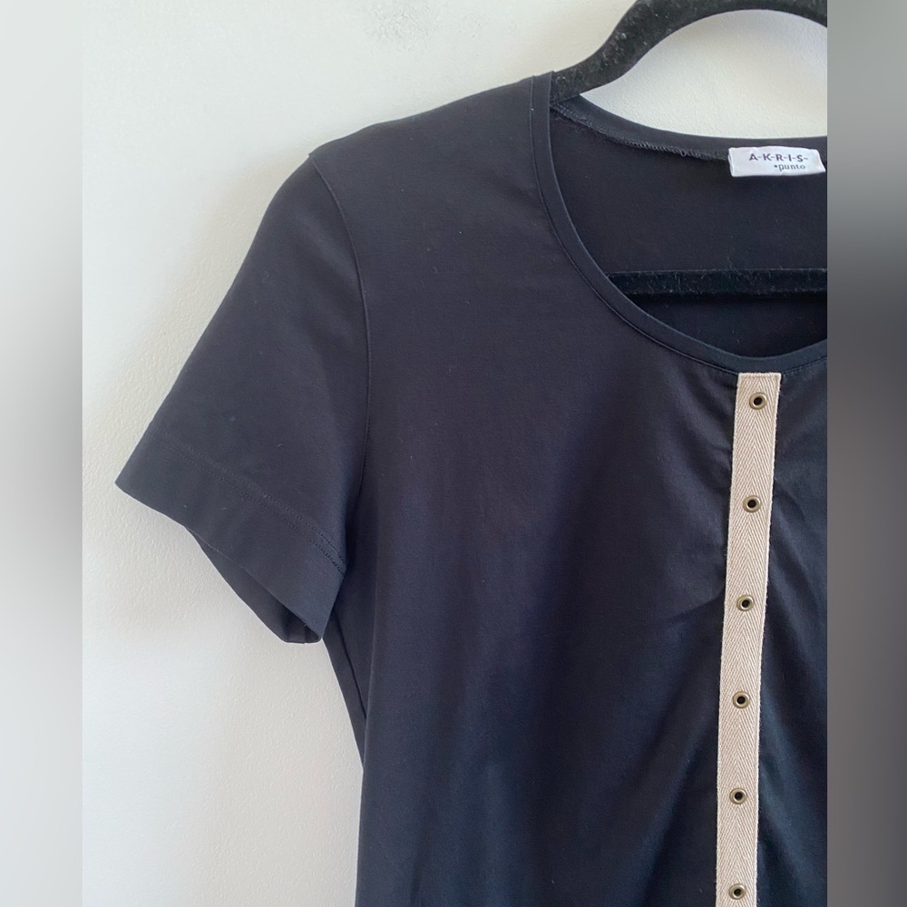 Akris Punto Black Short Sleeve Scoop Neck Rivet Detail Panel Tee Size 10 - Picture 3 of 6